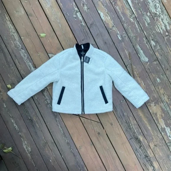 New Creme Sherpa Jacket With Black Trim Zip Up - Picture 14 of 15